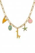Ketting met groen hart op witte achtergrond
